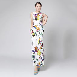 一馆女装 风格百变，演绎都市女性的时尚魅力